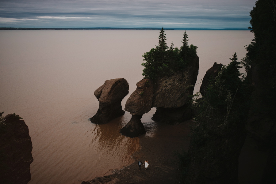 New brunswick photographer, hopewell rocks, bay of fundy, east coast, elopement, beach, sunset, chasing light, nikon d750, vsco, © Gabe Mcclintock Photography | www.gabemcclintock.com