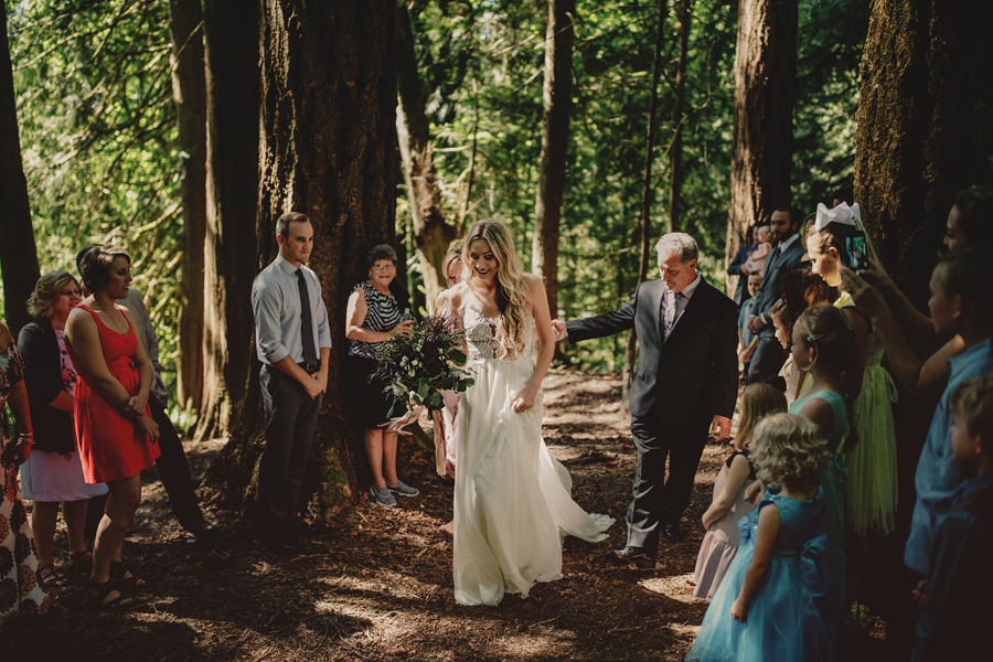 Seattle wedding photography, Seattle wedding photographer, Seattle wedding photos, explore Seattle, rattlesnake ridge wedding photos, rattlesnake ridge, connection, elopement, wedding, bride and groom, canon, 5D MKIV, ©Gabe McClintock Photography | www.gabemcclintock.com