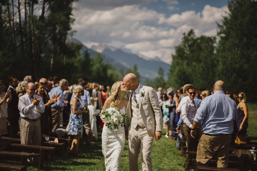 Jackson Hole wedding photographer, Jackson Hole wedding photography, Jackson Hole wedding photos, explore Jackson Hole, Wyoming wedding photos, Jackson Hole, Tetons, connection, elopement, wedding, bride and groom, canon, 5D MKIV, ©Gabe McClintock Photography | www.gabemcclintock.com