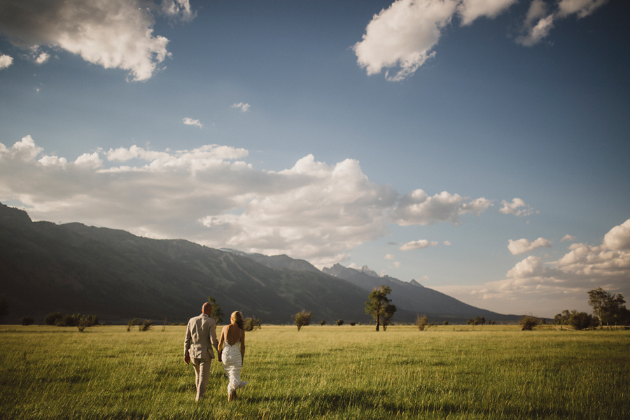 Jackson Hole wedding photographer, Jackson Hole wedding photography, Jackson Hole wedding photos, explore Jackson Hole, Wyoming wedding photos, Jackson Hole, Tetons, connection, elopement, wedding, bride and groom, canon, 5D MKIV, ©Gabe McClintock Photography | www.gabemcclintock.com