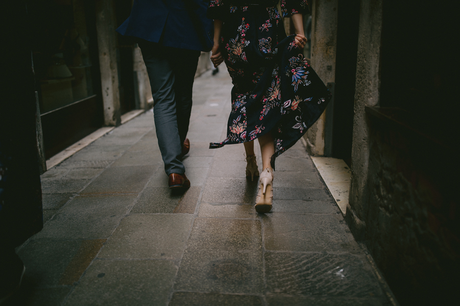 Venice wedding, Venice wedding photographer, Venice photographer, explore Venice, Italy wedding, Italy elopement, Venice wedding photos, elopement photographer, destination wedding photographer, connection, elopement, wedding, bride and groom, DVLOP, we roam the earth, ©Gabe McClintock Photography | www.gabemcclintock.com