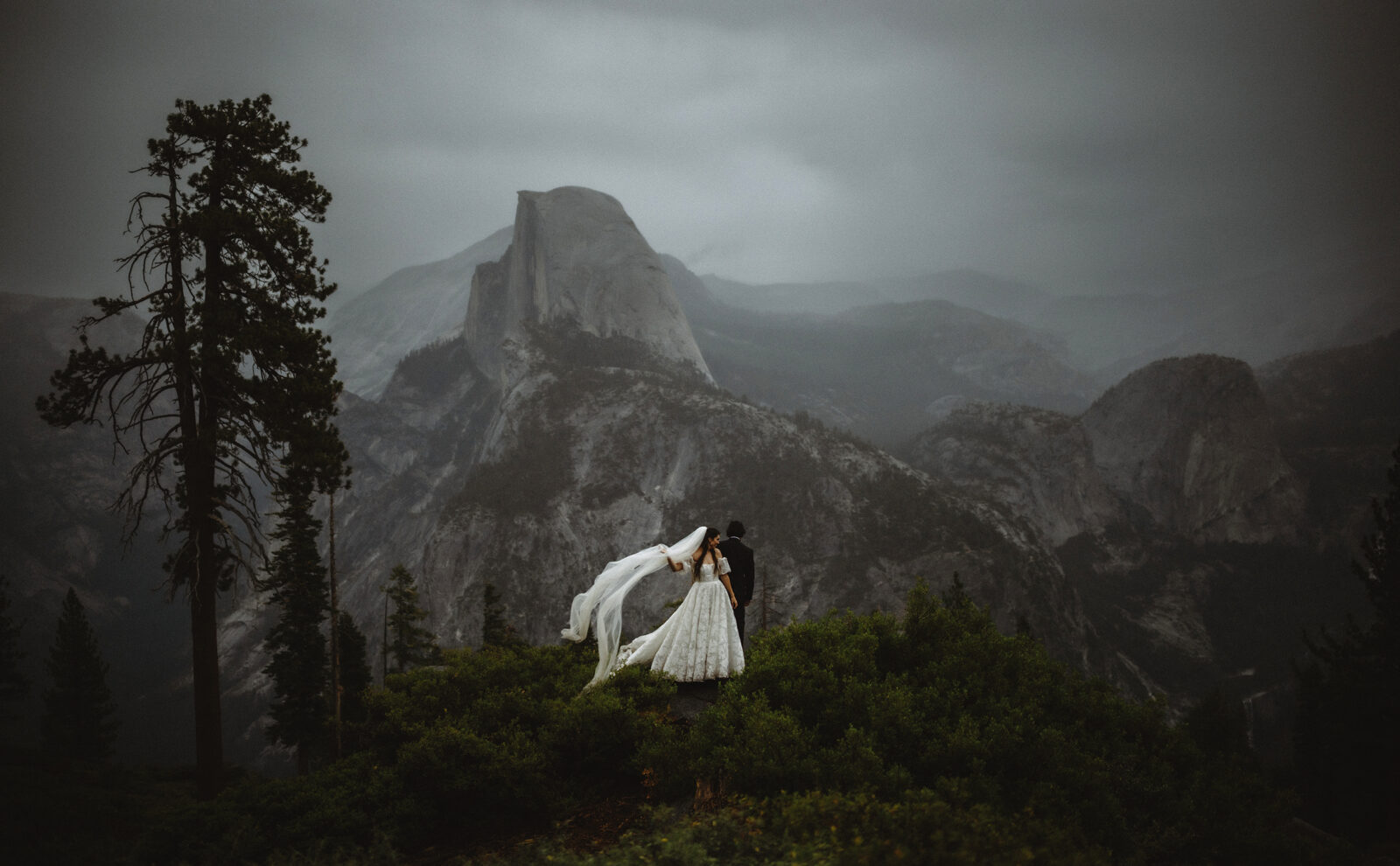 Shae and Nhat . Yosemite Wedding Photographer
